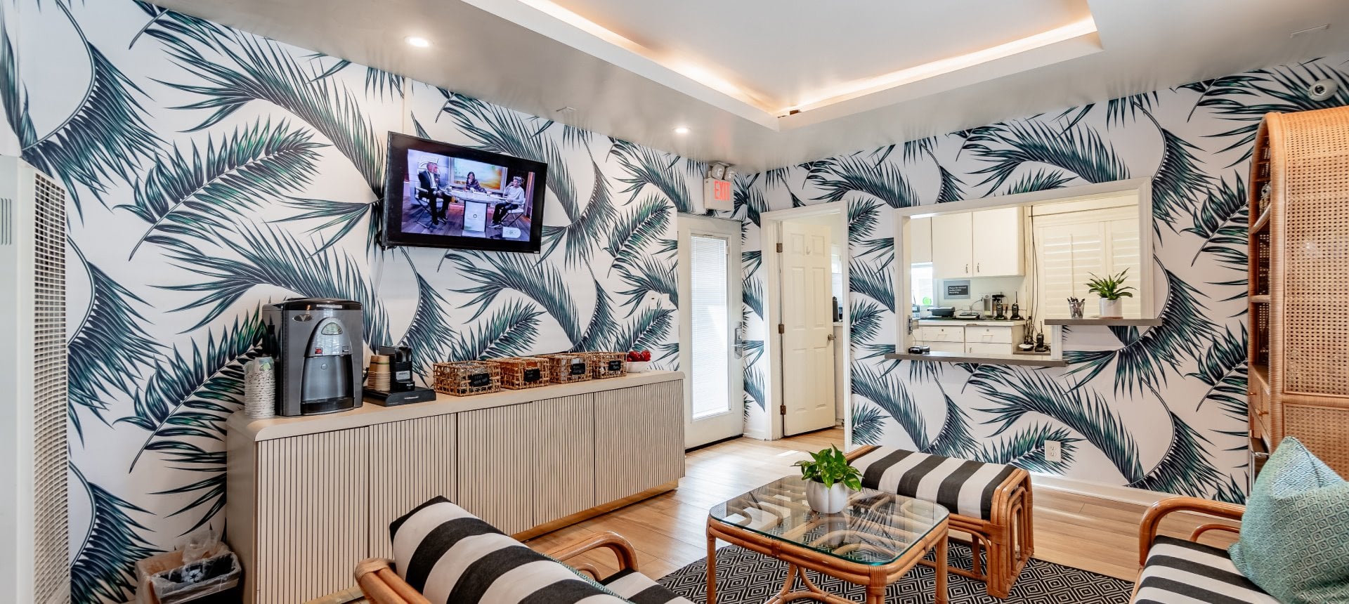 Seating Area at Santa Monica Hotel, California
